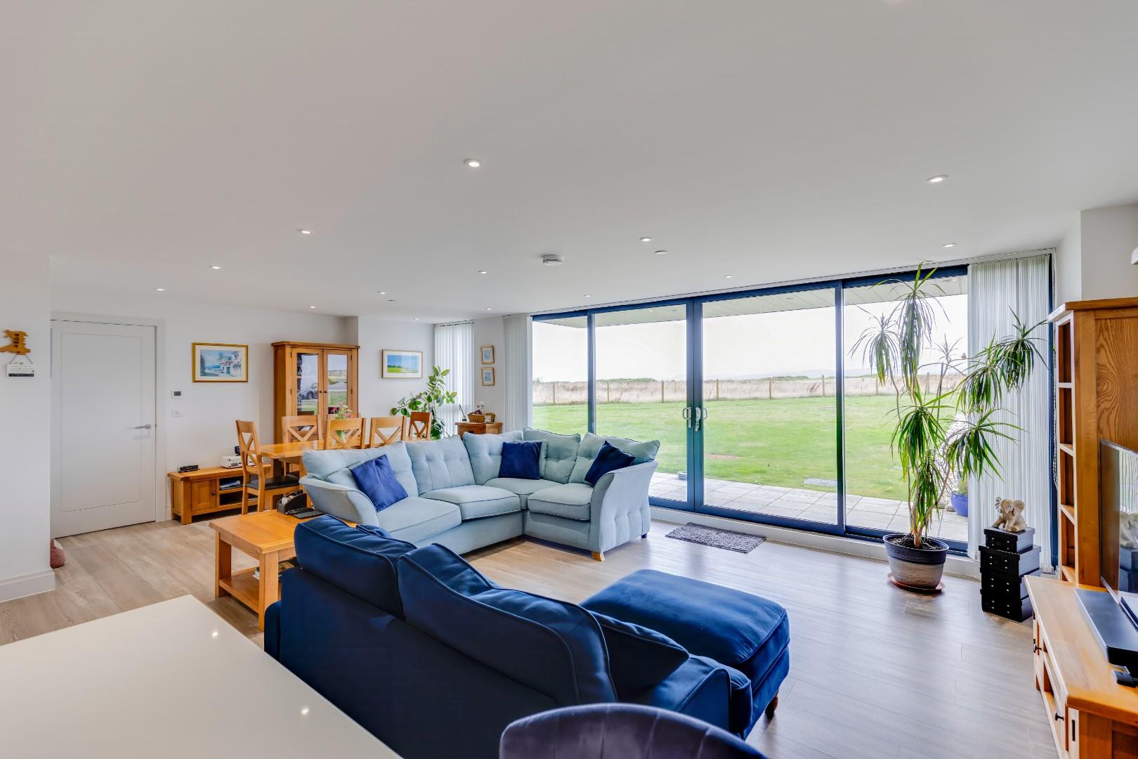 The Rest, Rest Bay, Porthcawl, Bridgend County Borough, CF36 3UP